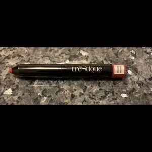 Trestique Lipstick